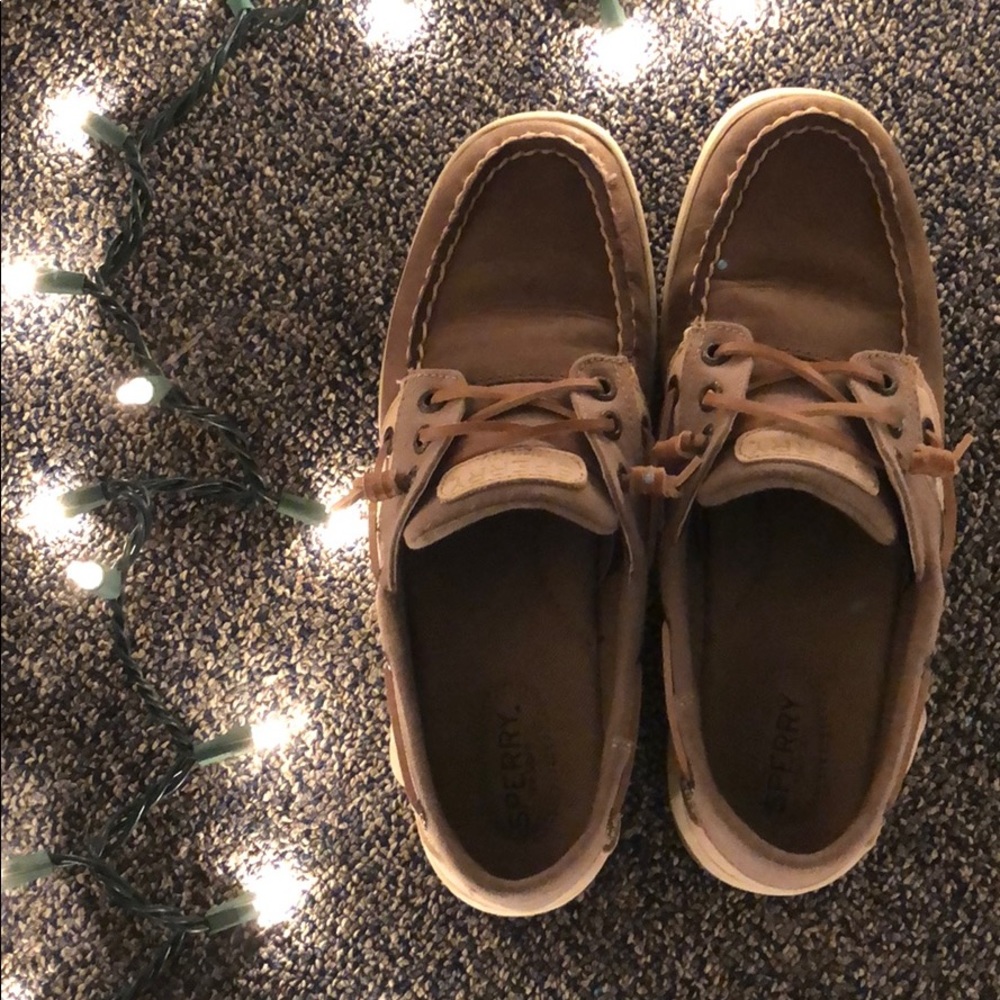 Sperry topsider boat shoes!